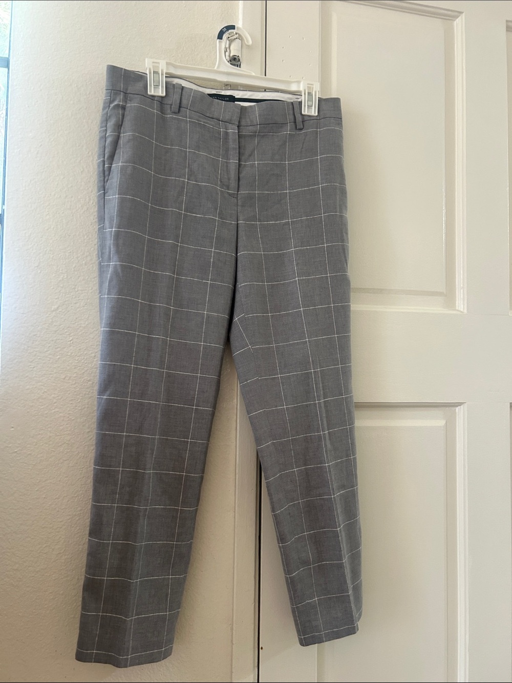 Ann Taylor Gray Windowpane Cropped Dress Pants